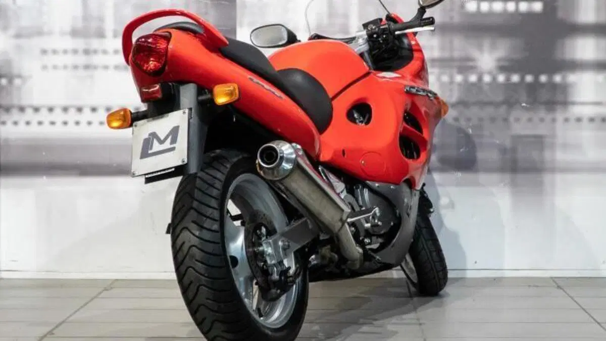 Suzuki GSX 600 F (1998- 05)  (8)
