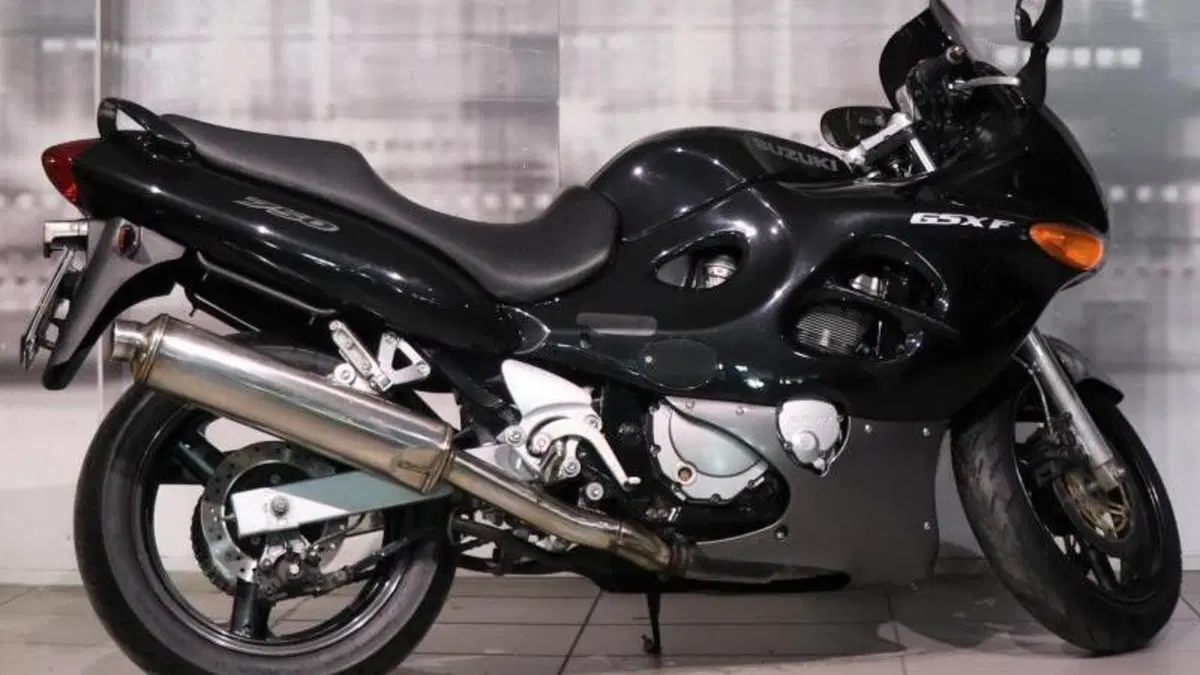 Suzuki GSX 750 F (1999 - 06)  (8)