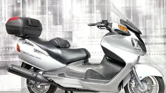 Suzuki Burgman AN 650 (2002 - 03) usata