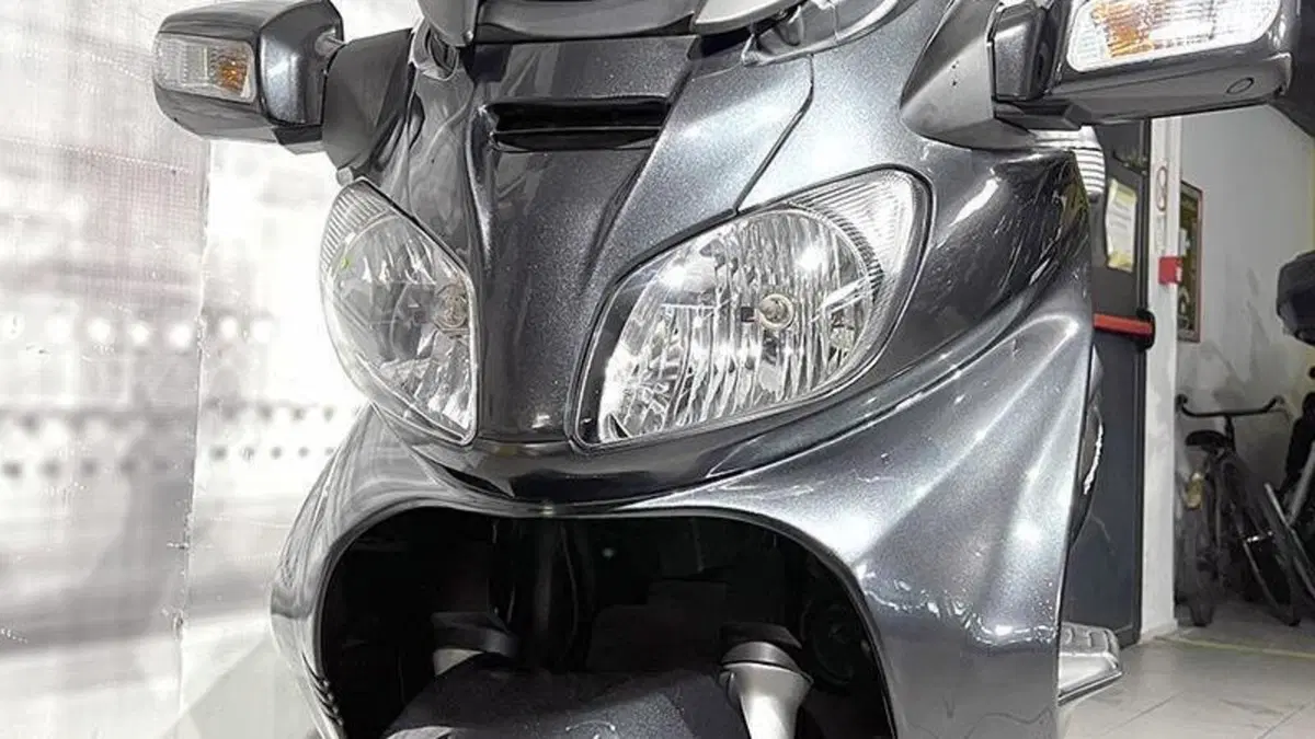 Suzuki Burgman AN 650 Executive ABS (2006 - 12)  (9)