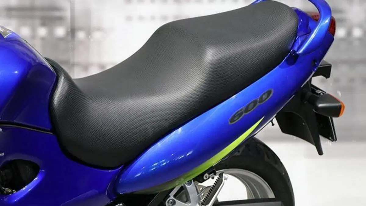 Suzuki GSX 600 F (1998- 05)  (4)