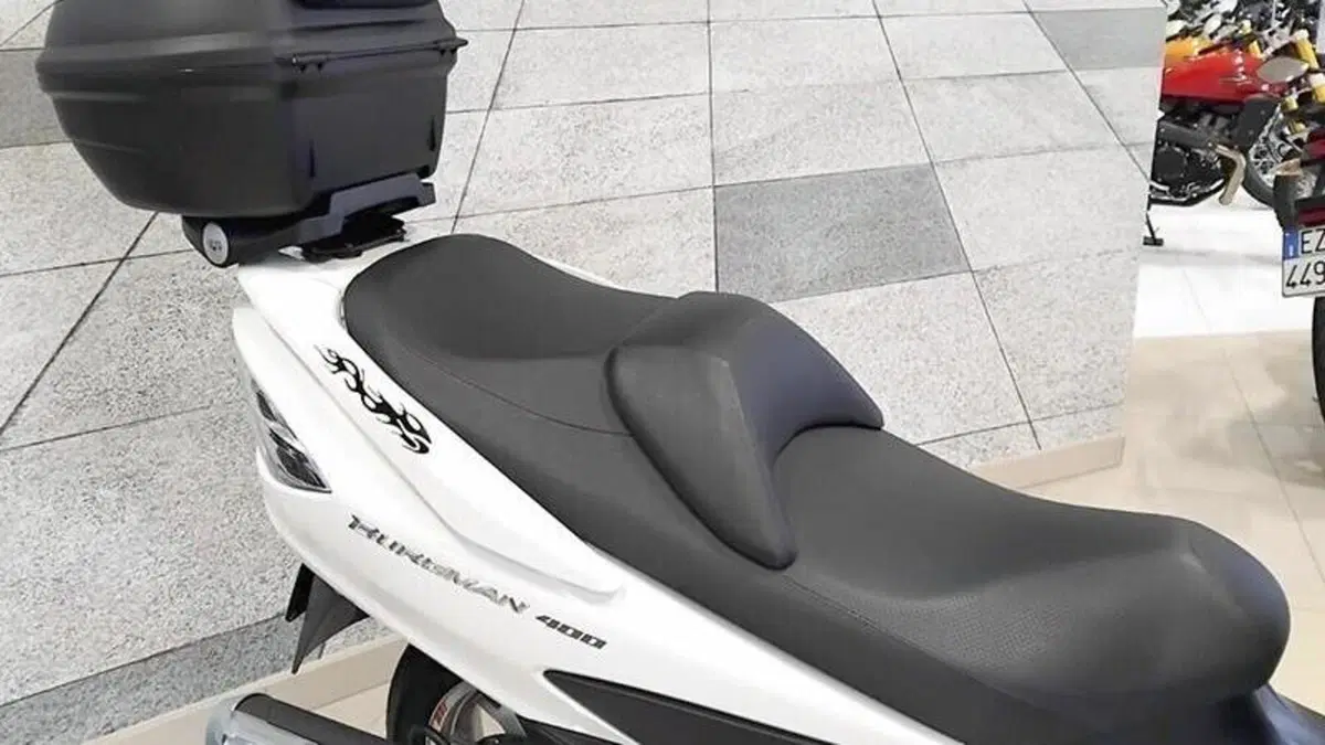 Suzuki Burgman AN 400 (2008 - 13)  (7)
