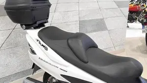 Suzuki Burgman AN 400 (2008 - 13)  (7)