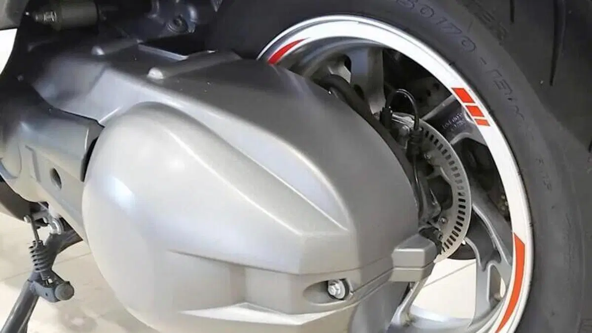 Suzuki Burgman AN 400 (2008 - 13)  (8)