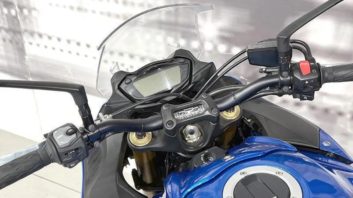 Suzuki GSX S 1000 F ABS (2014 -17)  (6)