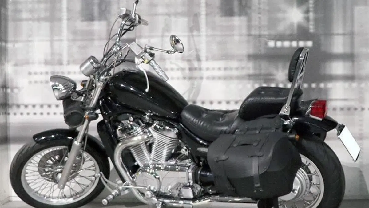 Suzuki VS 600 GLF Intruder (1996 - 98)  (2)