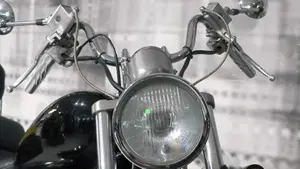 Suzuki VS 600 GLF Intruder (1996 - 98)  (3)