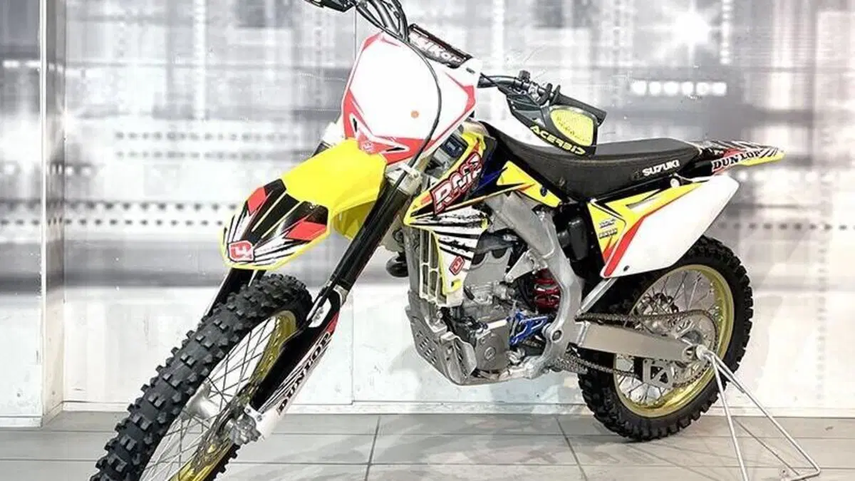 Suzuki RM 450 Z (2008 - 11)  (7)