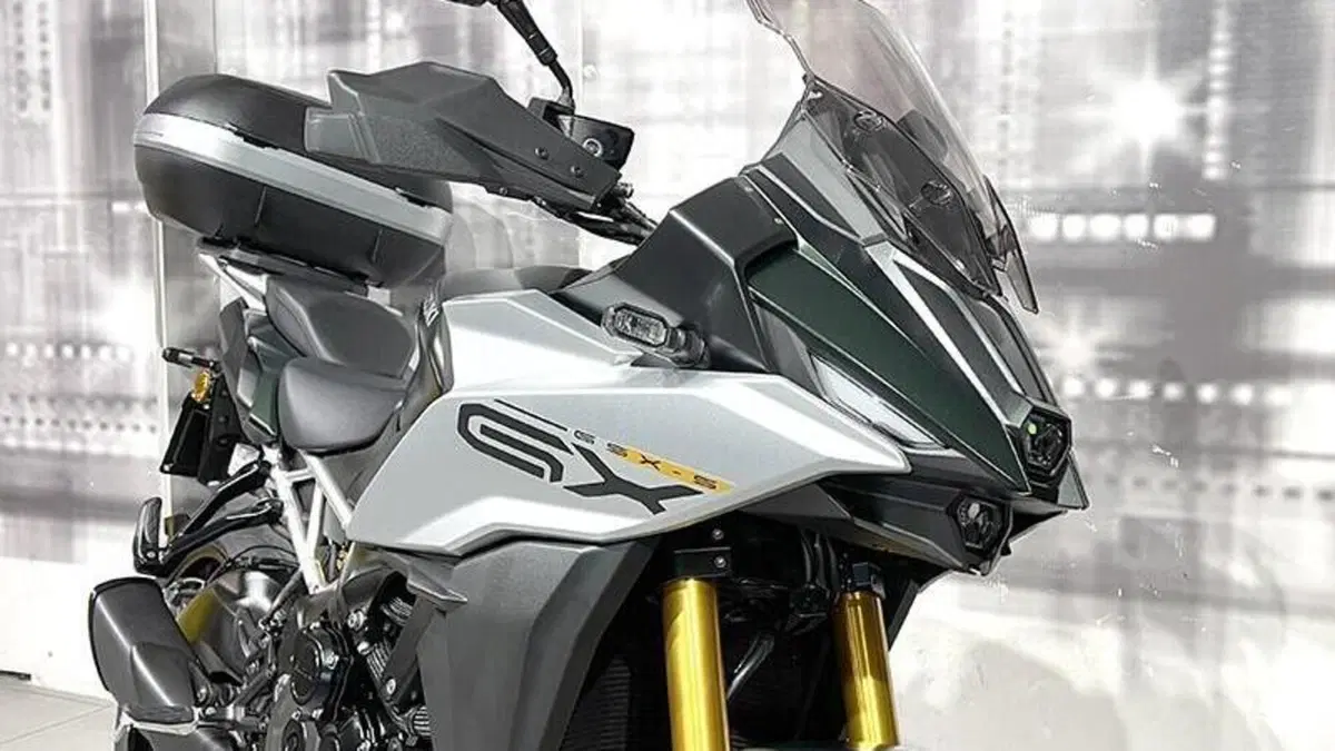 Suzuki GSX-S1000 (2021 - 25)  (4)