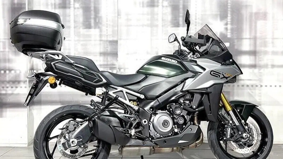Suzuki GSX-S1000 (2021 - 25)  (8)