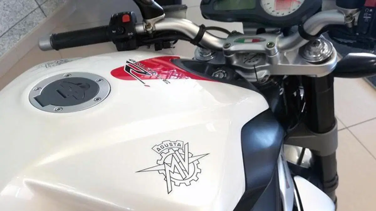 MV Agusta Brutale 910 R (2006 - 11)  (4)