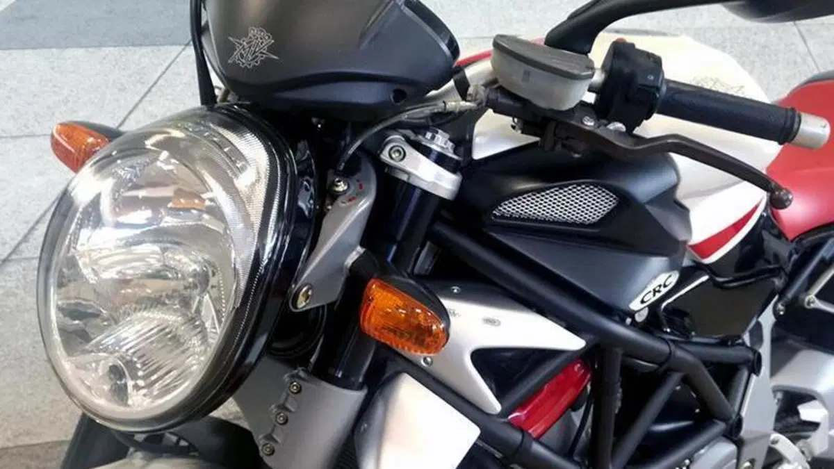 MV Agusta Brutale 910 R (2006 - 11)  (7)