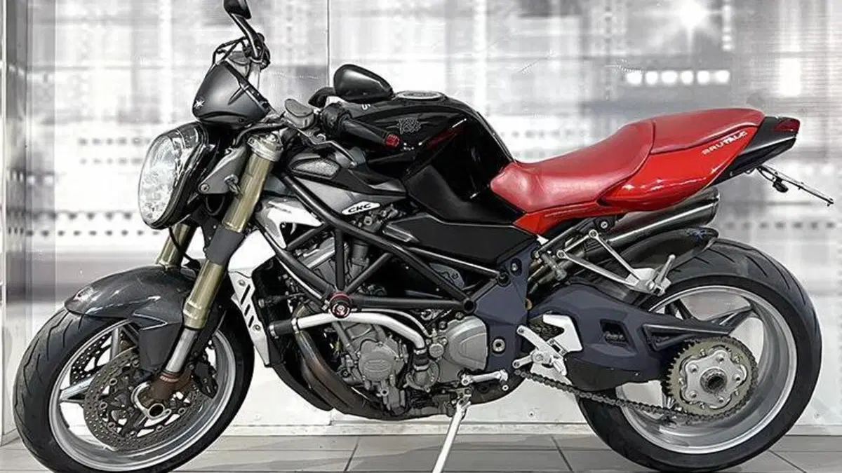 MV Agusta Brutale 910 S (2005 - 11)  (7)