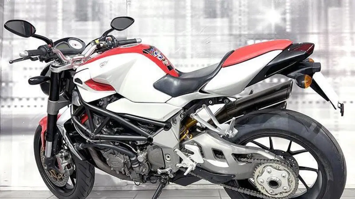 MV Agusta Brutale 1078 RR  (2)