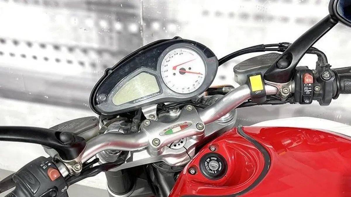 MV Agusta Brutale 1078 RR  (5)