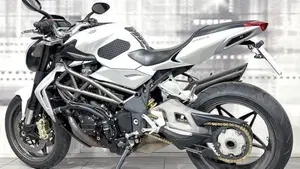 MV Agusta Brutale 990 R (2009 - 12)  (2)