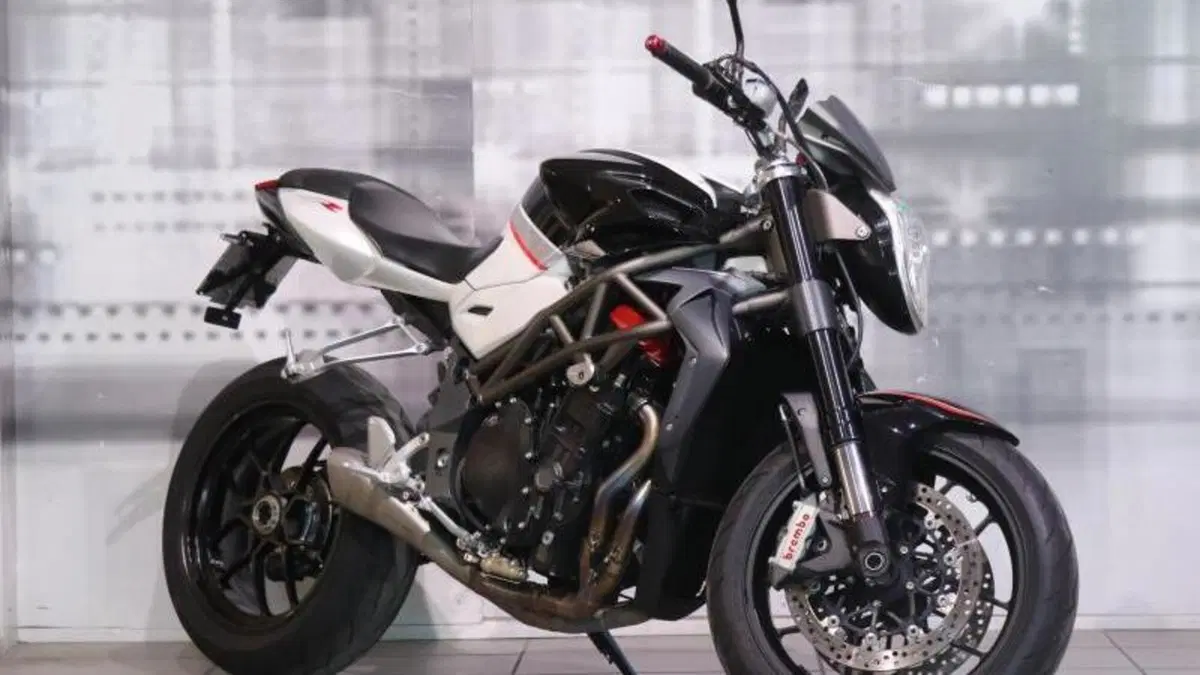 MV Agusta Brutale 1090 RR (2009 - 15) 