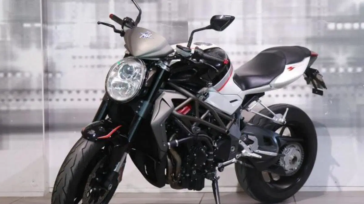 MV Agusta Brutale 1090 RR (2009 - 15)  (7)