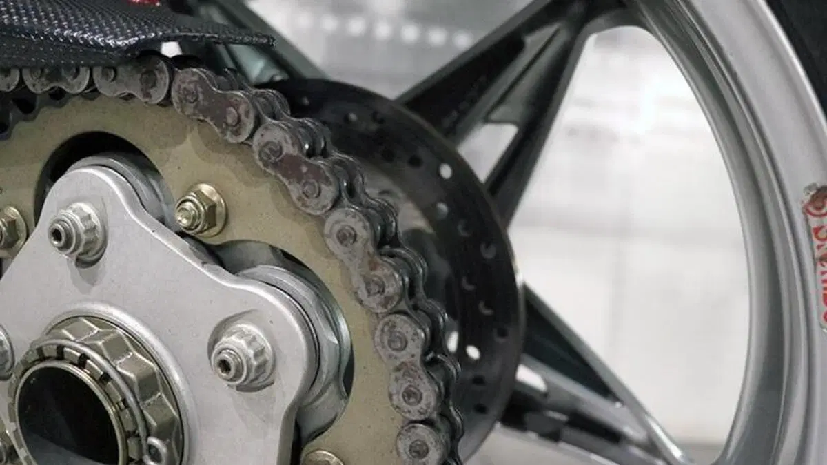MV Agusta Brutale 910 S (2005 - 11)  (9)