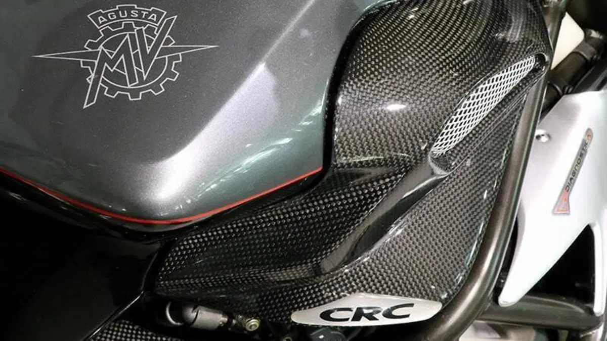 MV Agusta Brutale 910 S (2005 - 11)  (3)