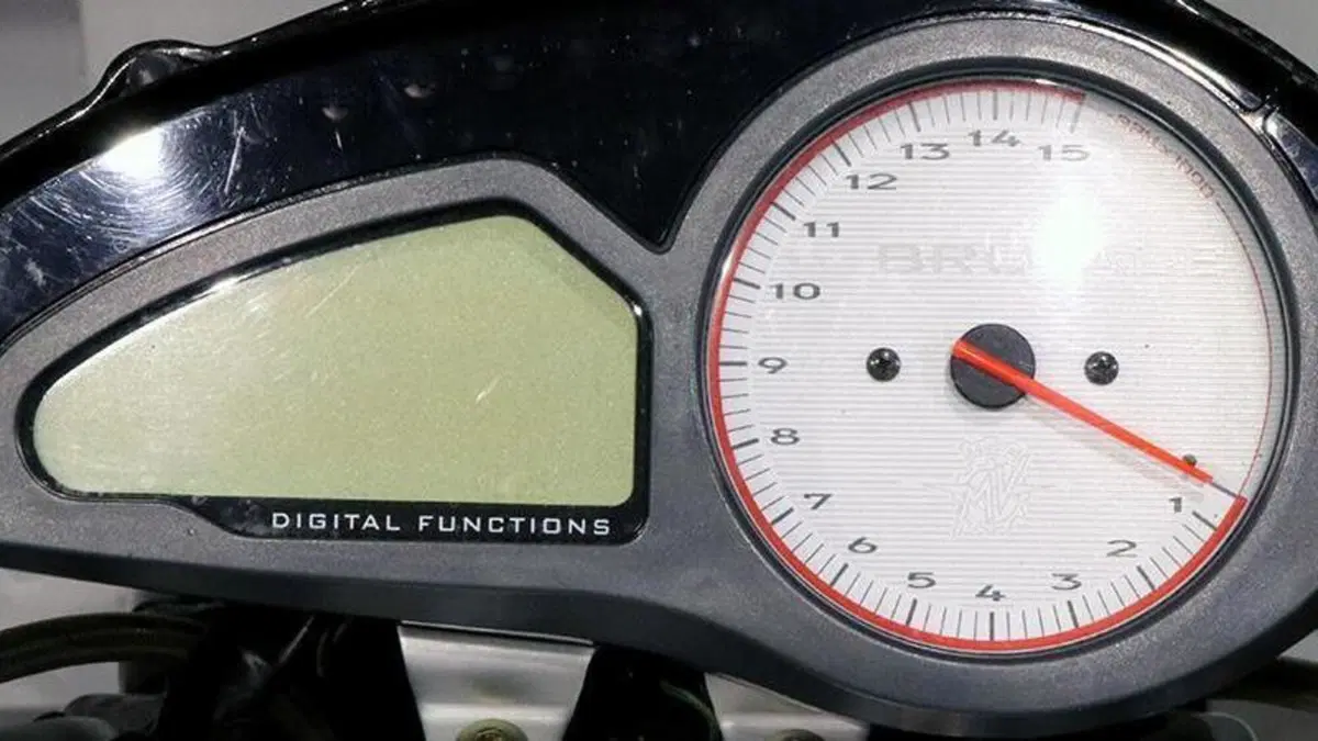 MV Agusta Brutale 910 S (2005 - 11)  (6)