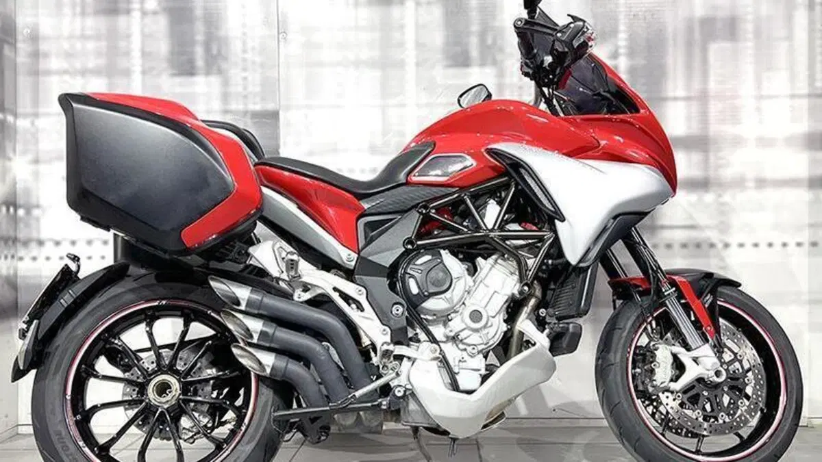 MV Agusta Turismo Veloce 800 Lusso (2014 - 16)  (8)