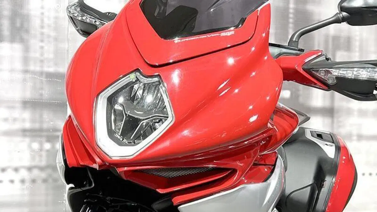 MV Agusta Turismo Veloce 800 Lusso (2014 - 16)  (9)