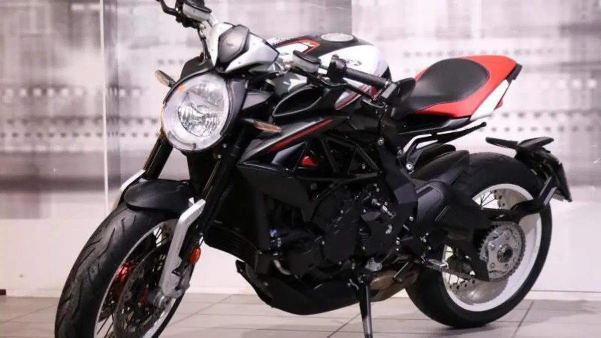 MV Agusta Dragster 800 RR (2018 - 20)  (7)