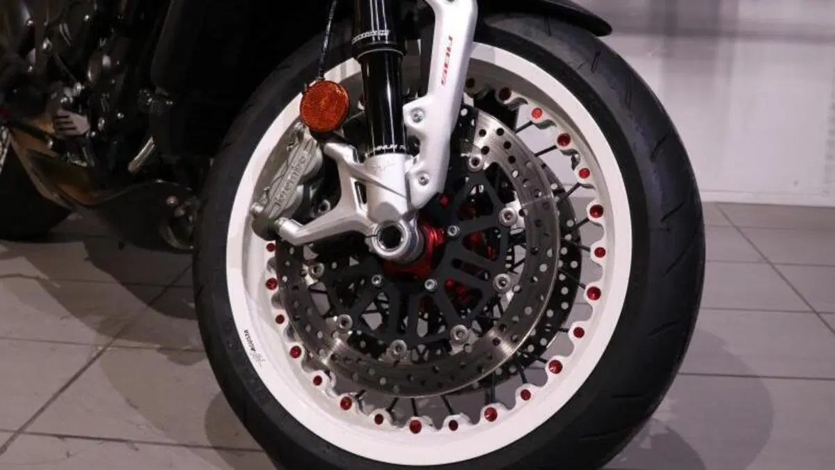 MV Agusta Dragster 800 RR (2018 - 20)  (9)