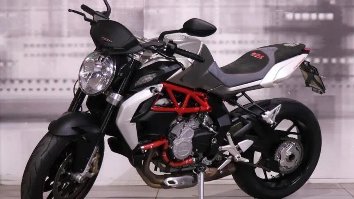 MV Agusta Brutale 800 EAS (2012 - 14)  (7)