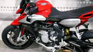 MV Agusta Rivale 800 EAS ABS (2013 -17)  (4)