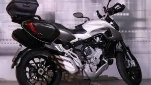 MV Agusta Stradale 800 EAS ABS (2015 - 17)  (8)