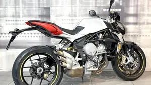 MV Agusta Brutale 800 (2012 - 15)  (8)