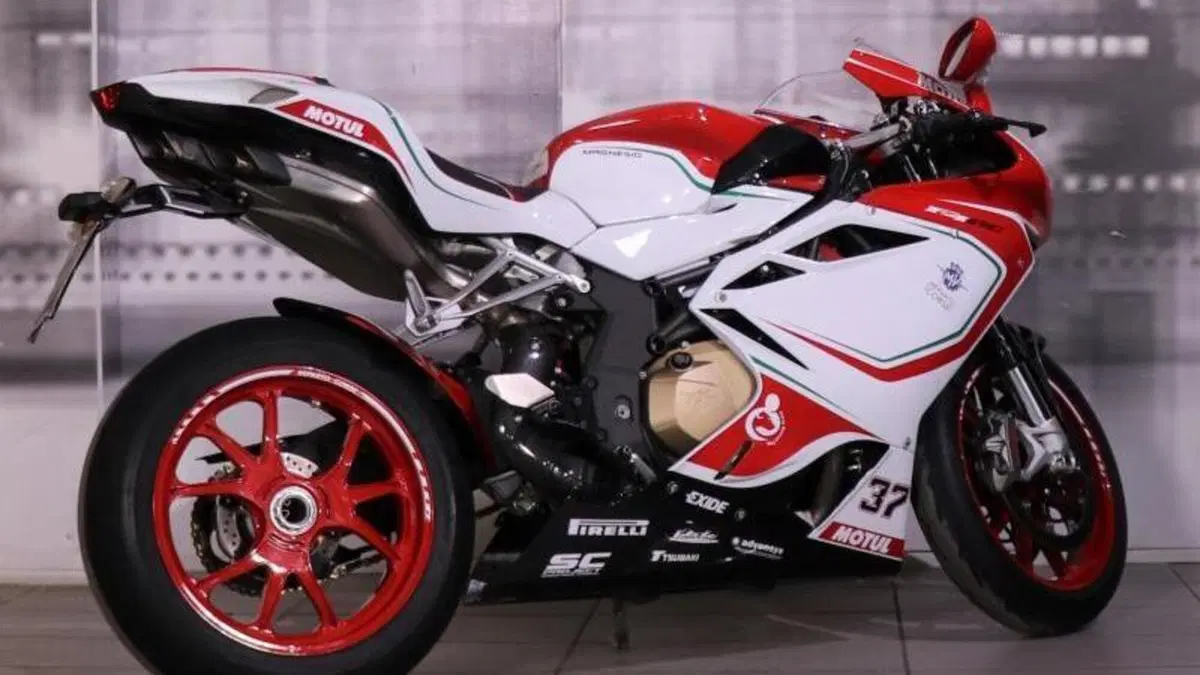 MV Agusta F4 1000 (2010 - 15)  (8)
