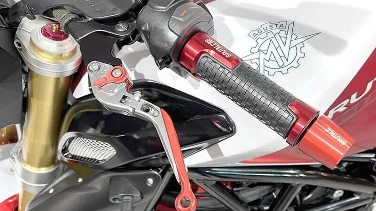 MV Agusta Brutale 800 (2012 - 15)  (3)