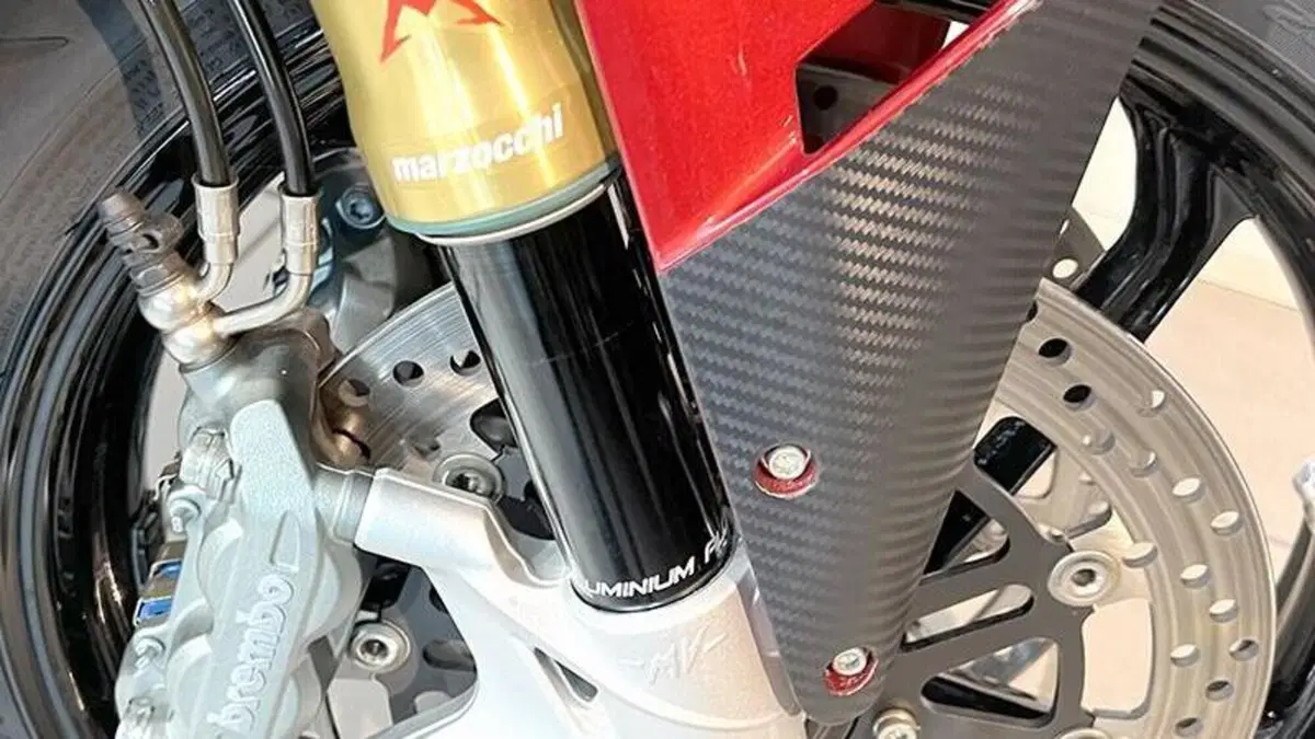 MV Agusta Brutale 800 (2012 - 15)  (5)