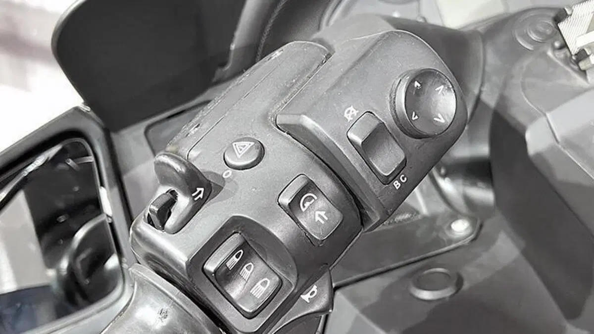 Bmw K 1200 LT (2004 - 10)  (9)
