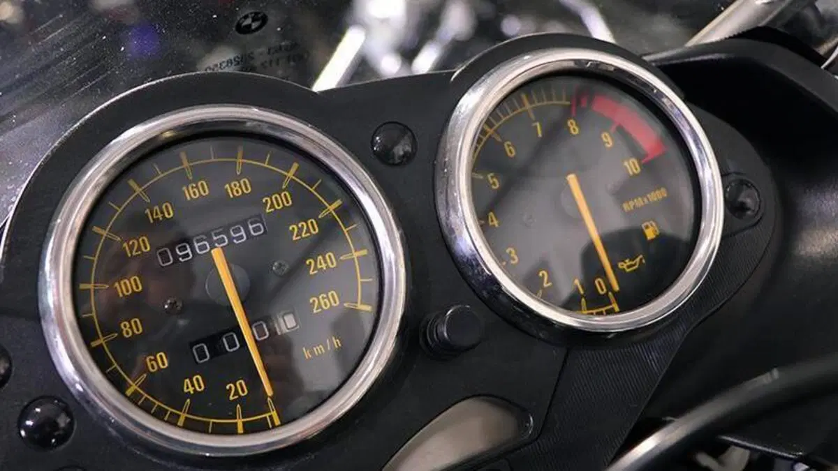 Bmw R 1100 S  (5)