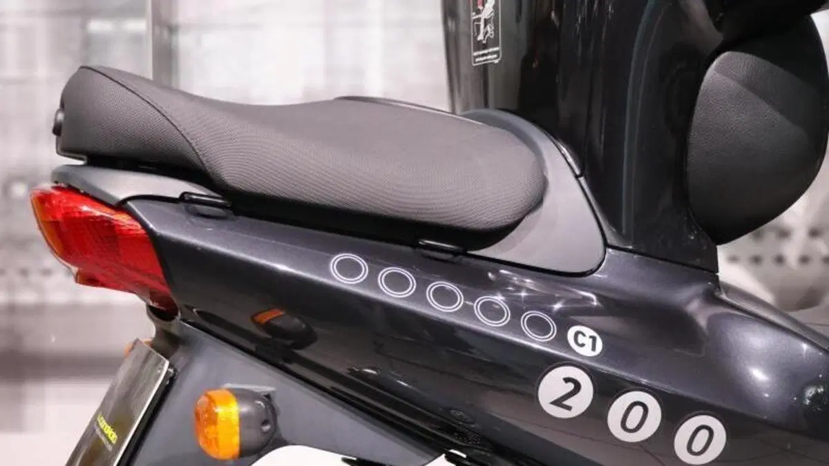 Bmw C1 200 Executive  (4)