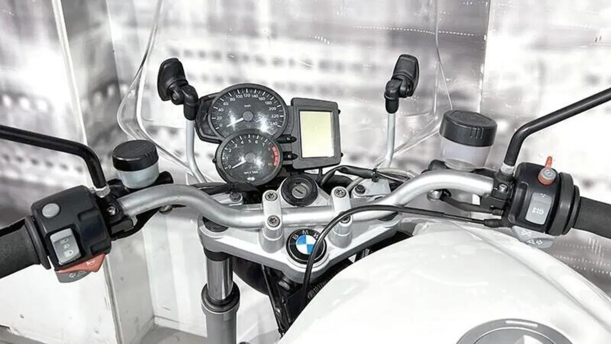 Bmw R 1200 R (2006 - 11)  (6)