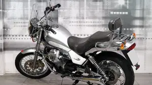 Moto Guzzi Nevada 750 (2002 - 06)  (2)