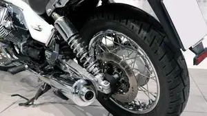 Moto Guzzi Nevada 750 (2002 - 06)  (4)