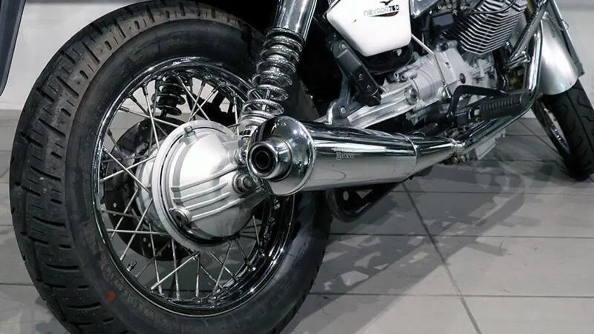 Moto Guzzi Nevada 750 (2002 - 06)  (5)