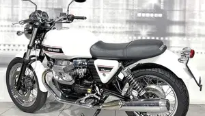 Moto Guzzi V7 Classic (2008 - 12)  (2)