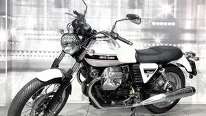 Moto Guzzi V7 Classic (2008 - 12)  (7)