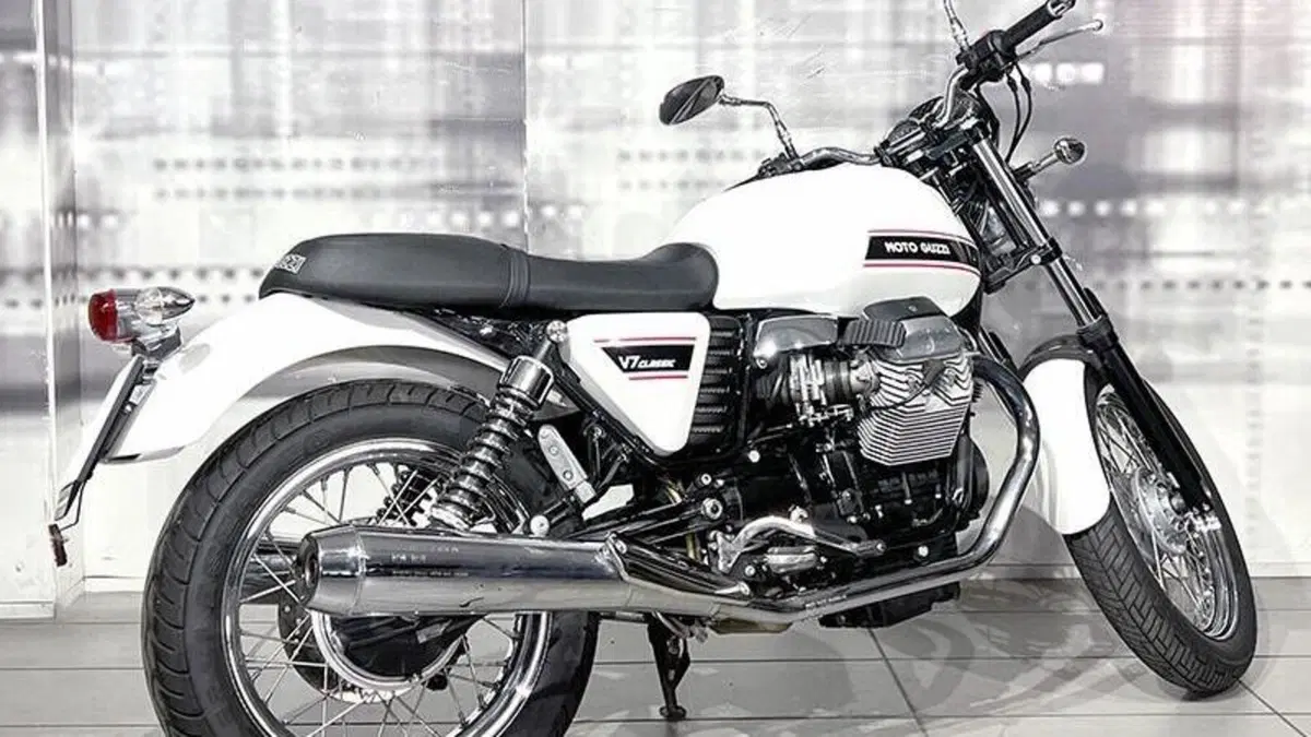Moto Guzzi V7 Classic (2008 - 12)  (8)