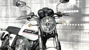 Moto Guzzi V7 Classic (2008 - 12)  (9)