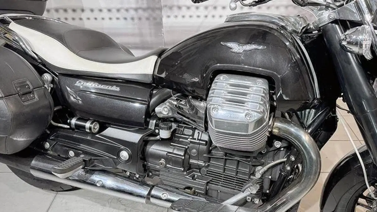 Moto Guzzi California 1400 Touring (2012 - 16)  (4)