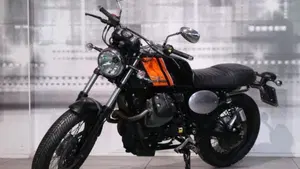Moto Guzzi V7 II Racer (2015 - 17)  (7)