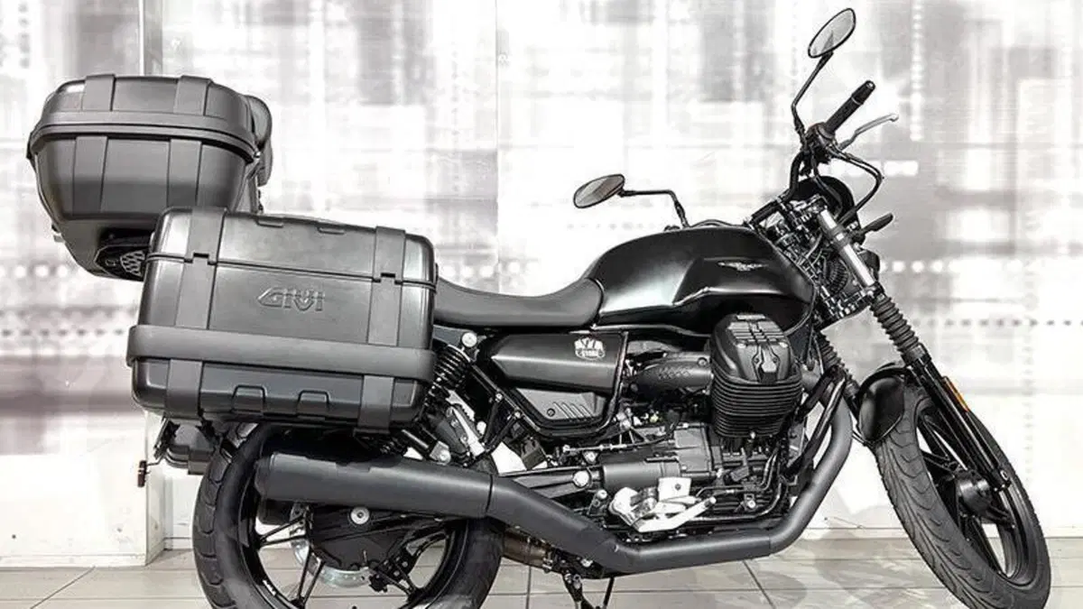 Moto Guzzi V7 Stone (2021 - 24)  (8)